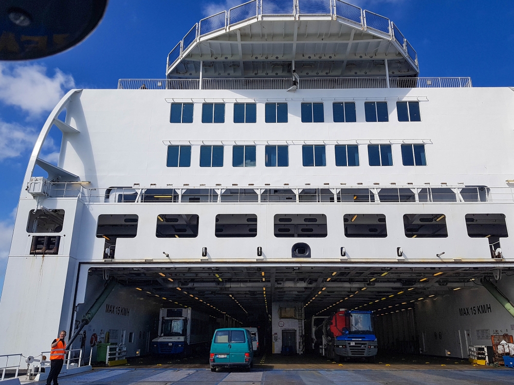 Einschiffen auf die Norröna in Hirtshals (Dänemark)