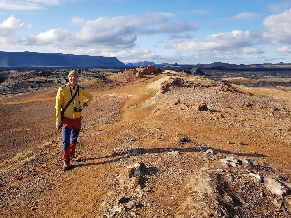 Auf dem Rhyolithrücken des Leirhnjúkur im Krafla-Gebiet (Nordostisland)