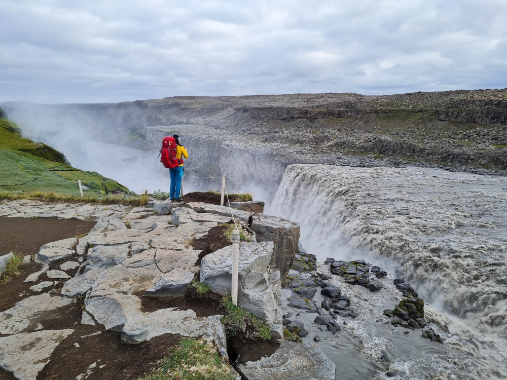 Dettifoss vom Westufer aus gesehen - in der Jökulsárgljúfur (Nordisland)