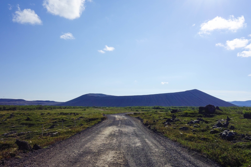 Zufahrtspiste zum Hverfjall am Mývatn (Nordisland)