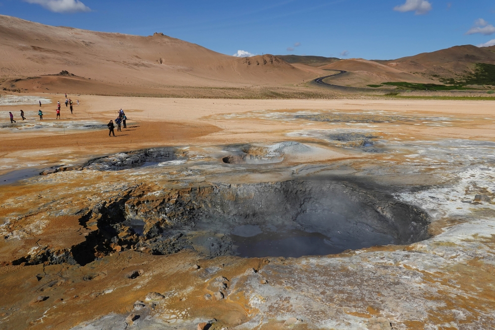 Schlammtöpfe auf dem Solfatarenfeld Hverir bei Námaskarð am Mývatn (Nordisland)