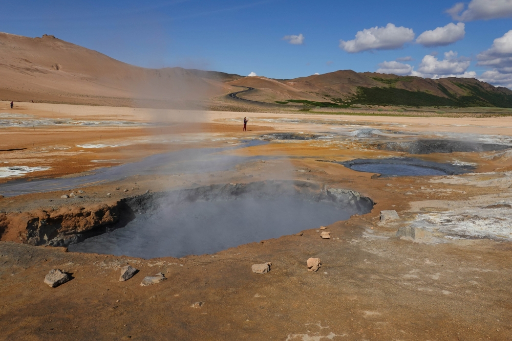 Schlammtöpfe auf dem Solfatarenfeld Hverir bei Námaskarð am Mývatn (Nordisland)