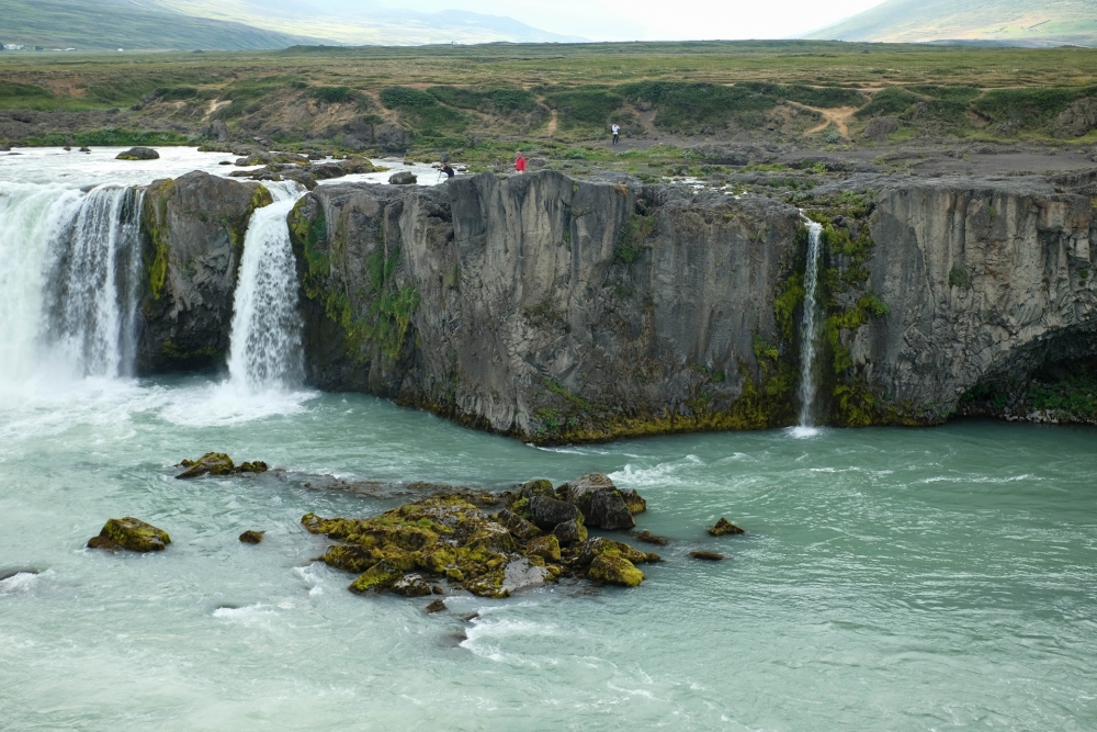 Goðafoss vom linken Ufer aus gesehen (Nordisland)