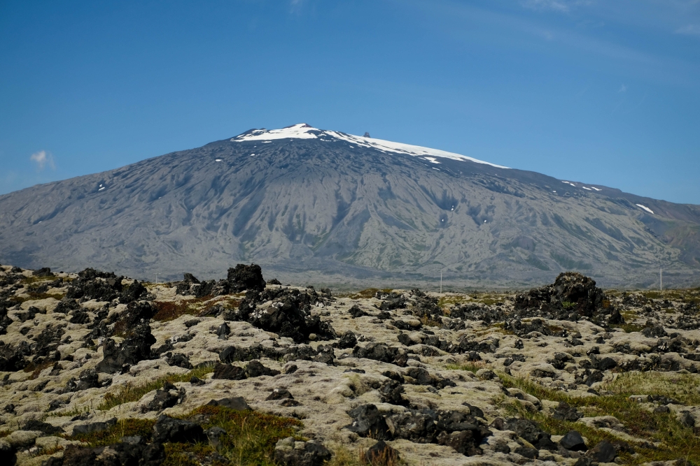 Snæfellsjökull vom Drangahraun aus gesehen - Südküste von Snæfellsnes (Island)