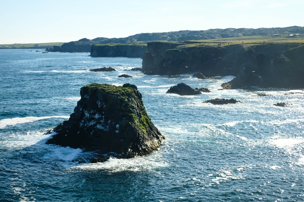 Weg und Blick wieder zurück von Arnarstapi nach Hellnar - Südküste von Snæfellsnes (Island)