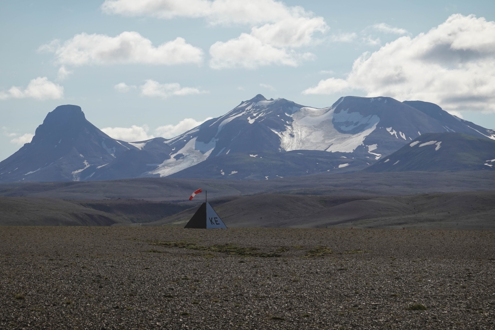 Die Kerlingarfjöll - links der Namensgeber Loðmundur, rechts der höchste Gipfel Snækollur (Westliches Hochland von Island)