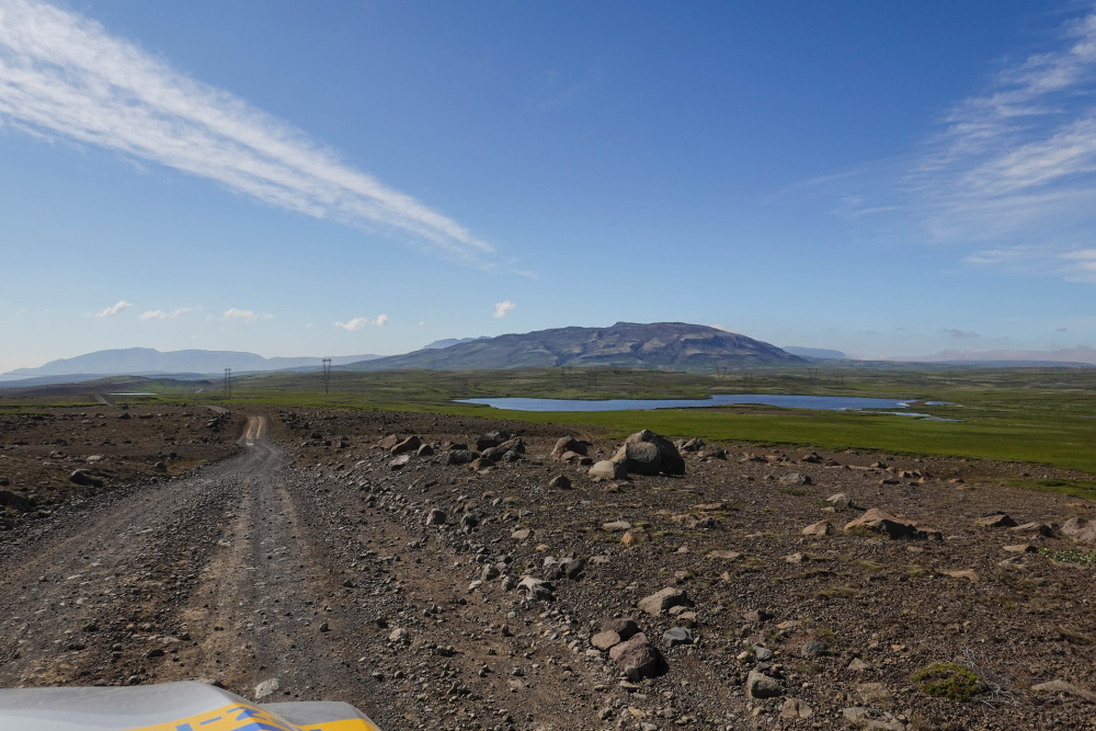 Auf der "52" Richtung Glymur beginnt es fast noch kommod (westliches Hochland von Island)
